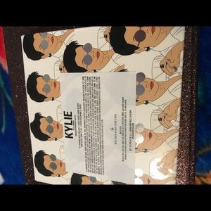 Kylie Cosmetics Makeup - ๐๐Host Pick๐๐Kylieโs - Kris / Face Pallette Kylie Cosmetics Makeup - ๐๐Host Pick๐๐Kylieโs - Kris / Face Pallette